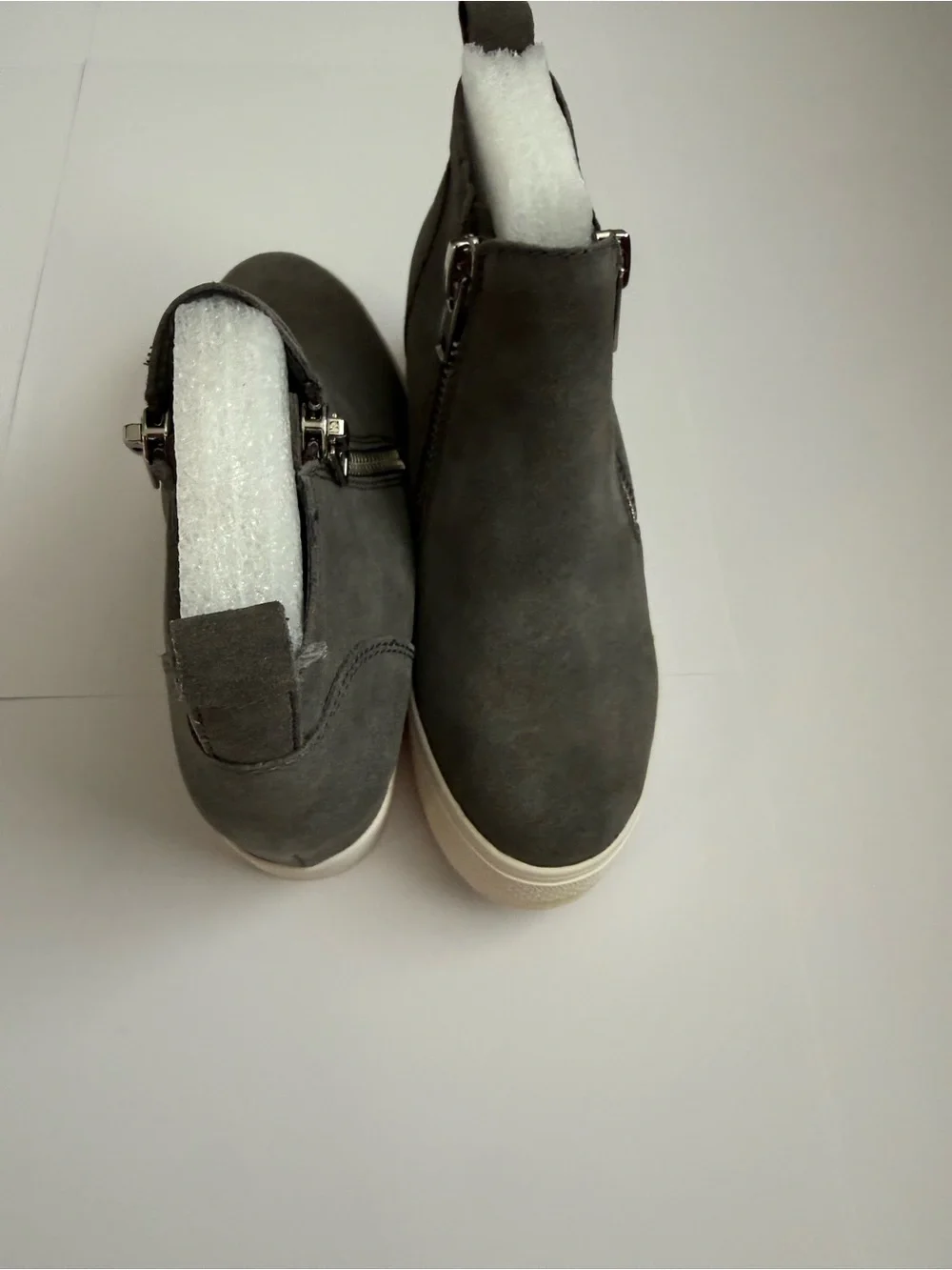 Steve Madden Wedgie Black Hidden Wedge Ankle Booties Women’s Size 6